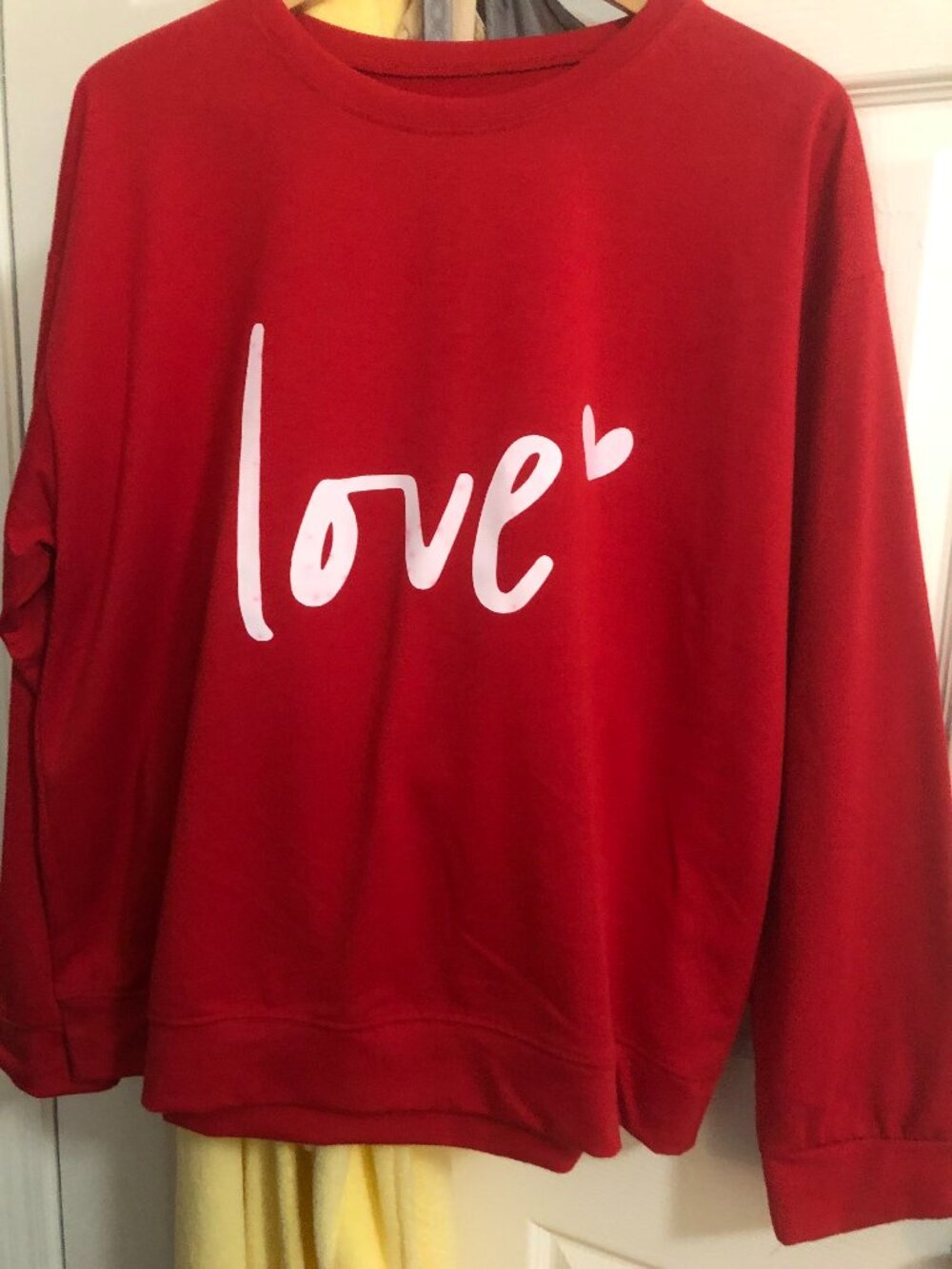 Love Sweatshirt Flawed Size XL